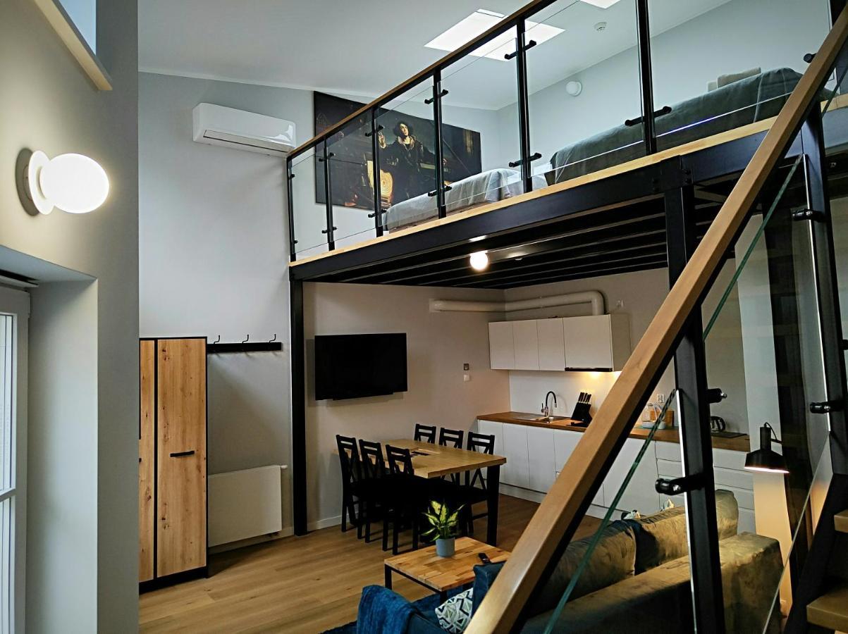 Hugo Vip Apartments Красков Екстериор снимка