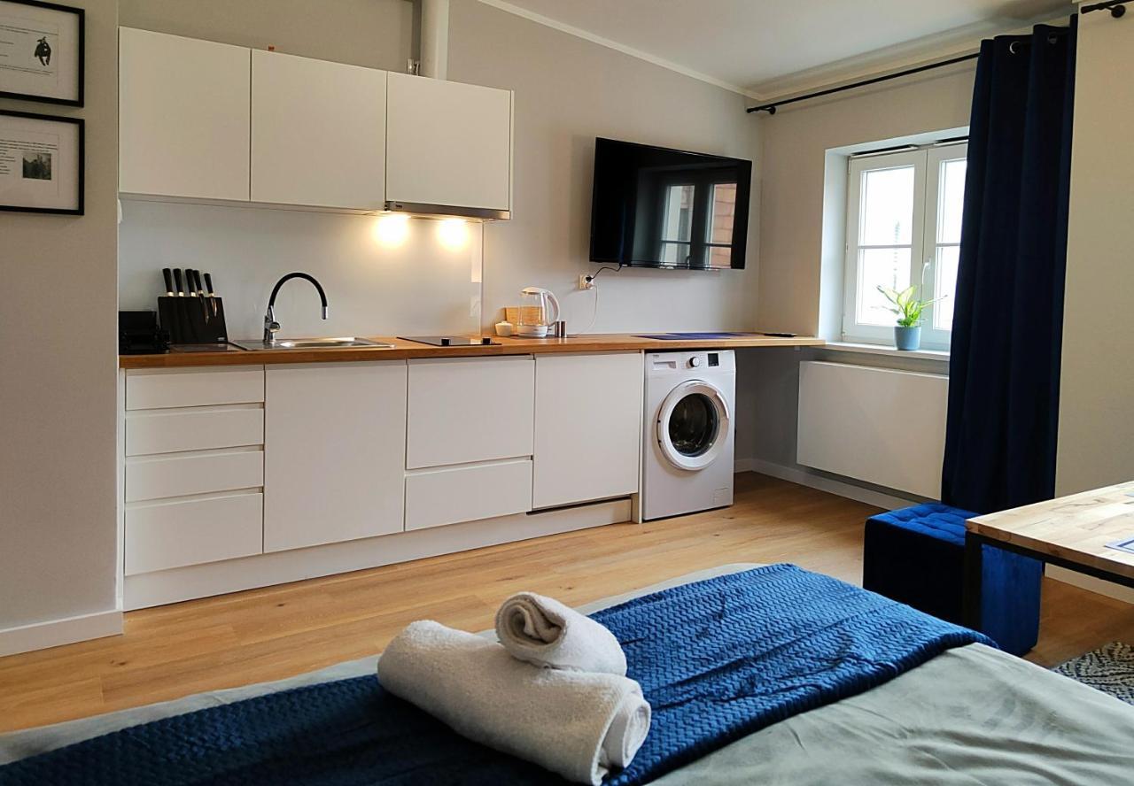 Hugo Vip Apartments Красков Екстериор снимка