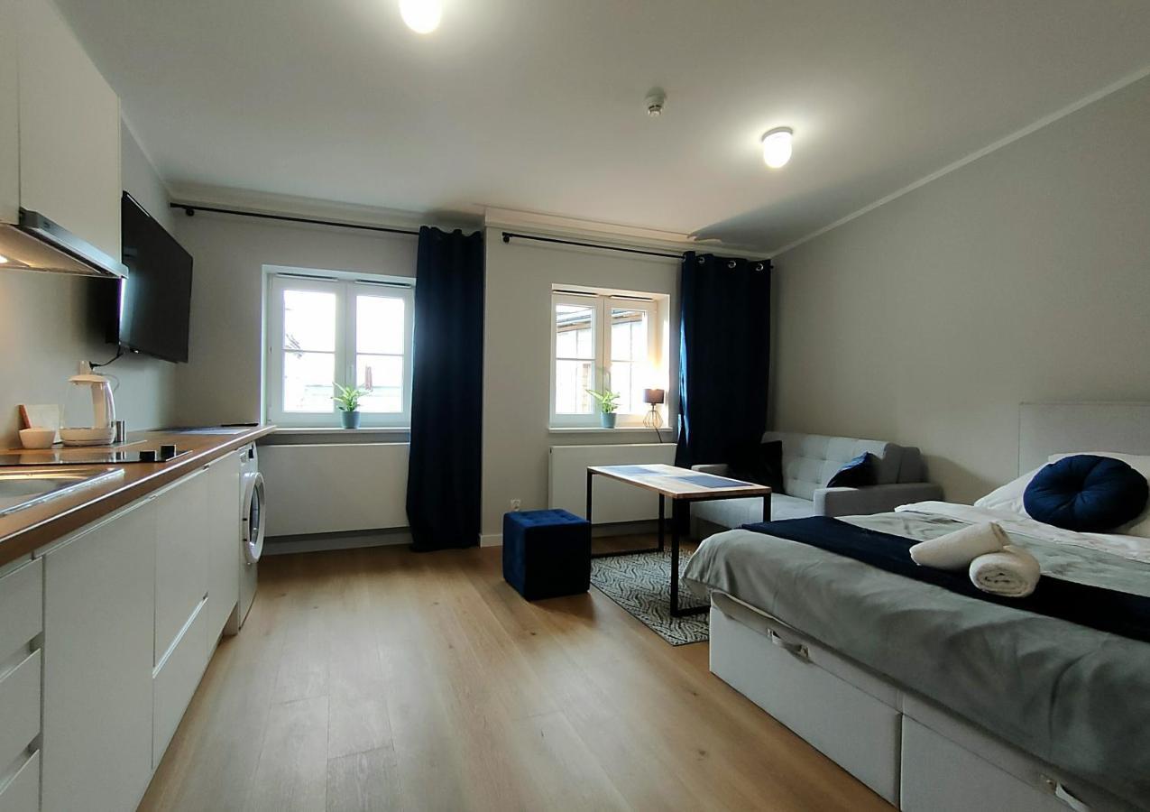 Hugo Vip Apartments Красков Екстериор снимка