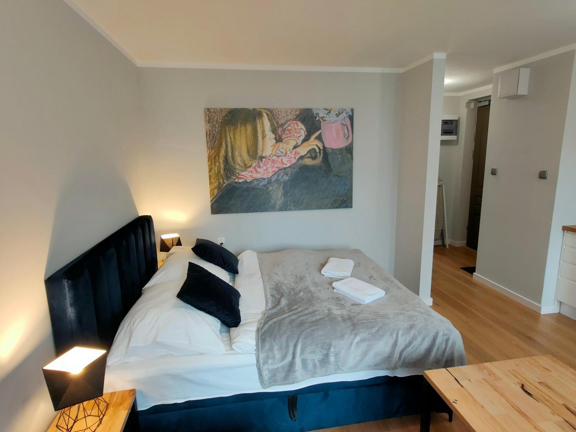 Hugo Vip Apartments Красков Екстериор снимка