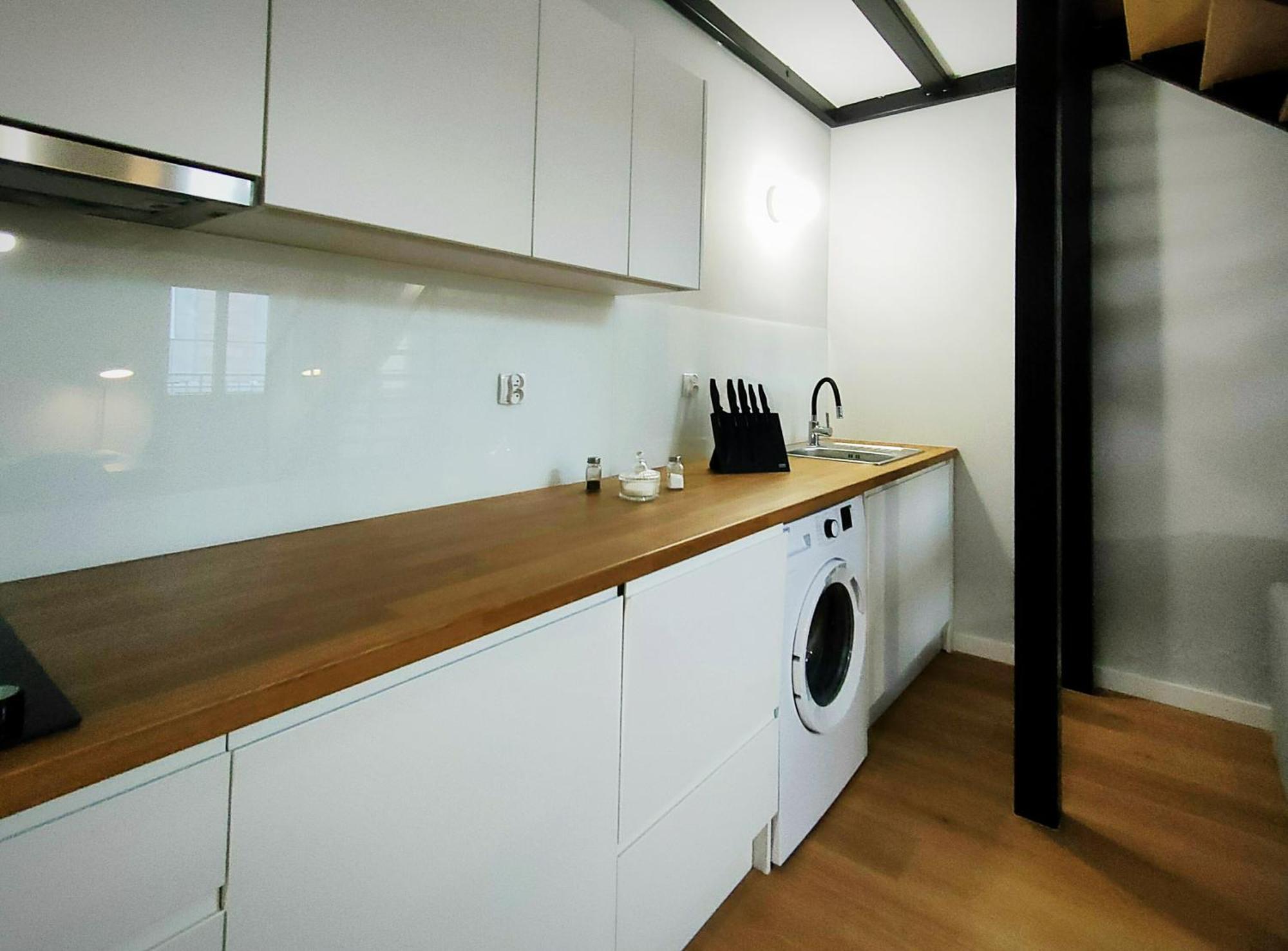 Hugo Vip Apartments Красков Екстериор снимка